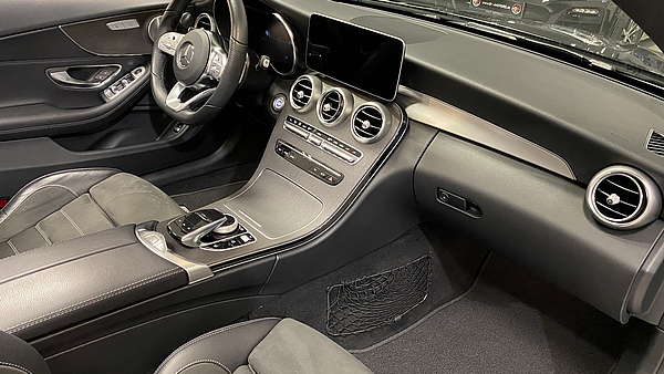 Mercedes C300 Cabrio Aut. AMG Line Foto 24