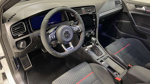 VW Golf 7 GTI DSG Performance (Facelift) 2019er Foto 15
