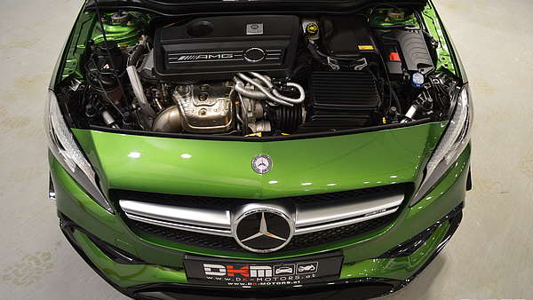 Mercedes A45 AMG Performance Facelift Foto 13