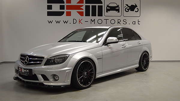 Mercedes C63 AMG Limo silber Foto 0