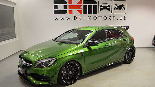 Mercedes A45 AMG Performance Facelift Foto 0