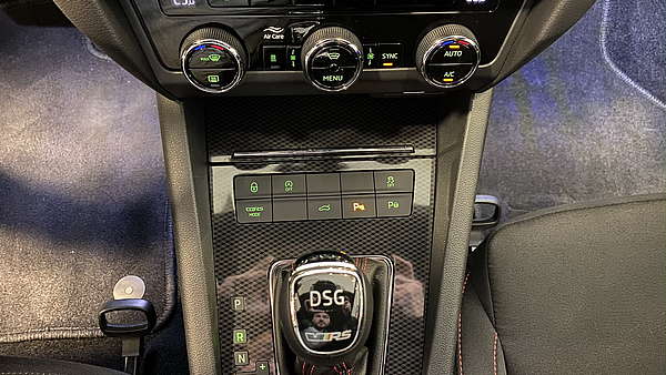 Skoda Octavia Combi RS TDI DSG 4x4 2018er Foto 19