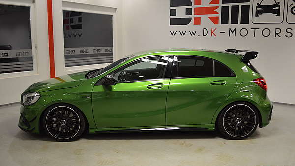 Mercedes A45 AMG Performance Facelift Foto 1