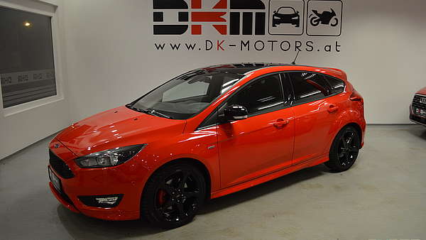 Ford Focus 1,5 Eco Boost ST-Line Foto 0