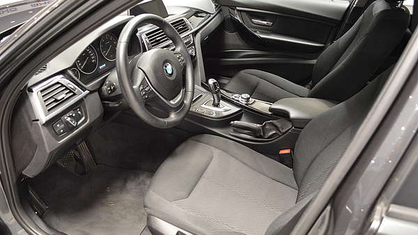 BMW 320d F31 Touring Automatik Foto 10