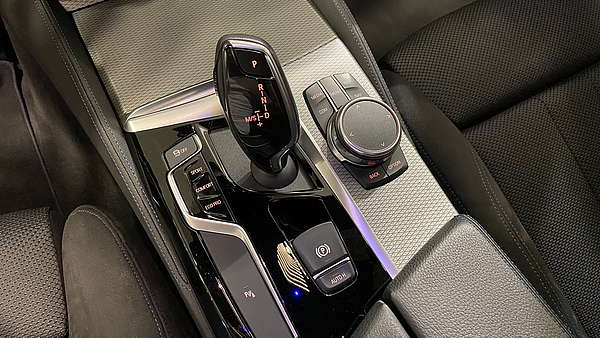 BMW 520d xDrive Autm. Touring M-Paket (G31) Foto 35