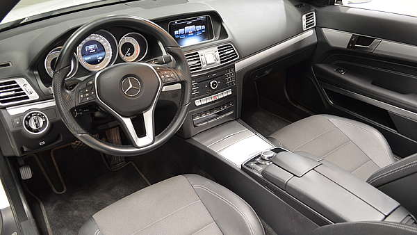 Mercedes E200 Cabrio Automatik Foto 15