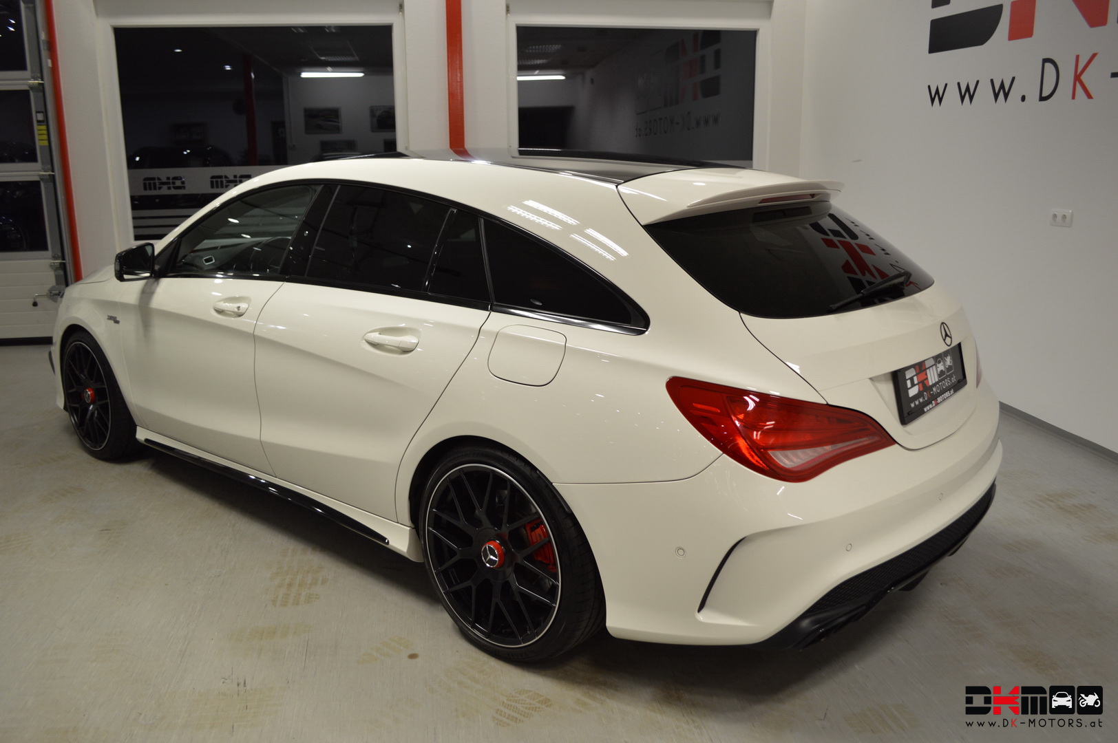 Mercedes Cla 45 Amg Shooting Brake Weiss Dk Motors