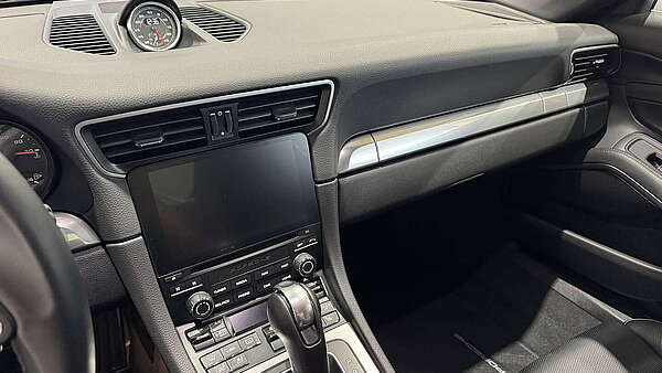 Porsche 911 991.2 Carrera S Coupe PDK Tiefschwarz Foto 27