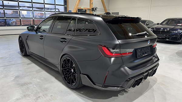BMW M3 Touring xDrive schwarz matt 2023 Foto 4
