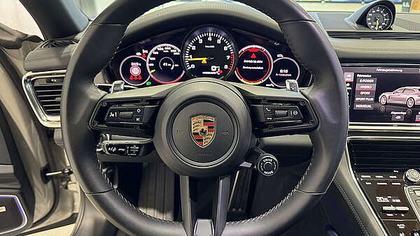Porsche Panamera 4S Hybrid Sport Turismo 2021 Foto 28