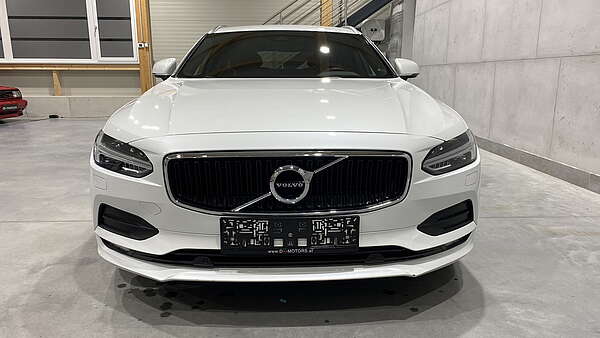 Volvo V90 D3 AWD Momentum Aut. Foto 6