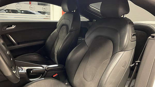 Audi TT 1.8 TFSI Ibisweiß Foto 14