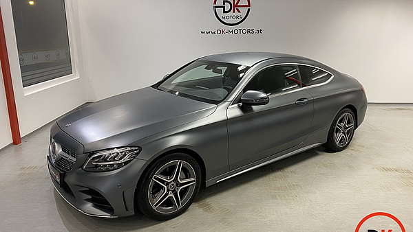 Mercedes C220d Coupe AMG Line Designo Foto 0