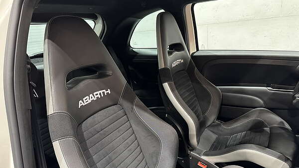 Abarth 595 Competizione Carbon Foto 19