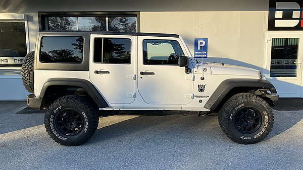 Jeep Wrangler Unlimited Sport Foto 3