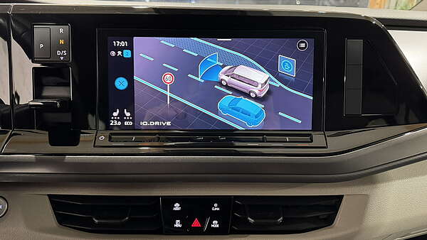 VW T7 Multivan 1,4 TSI Eco eHybrid 7 Sitzer KR Foto 38