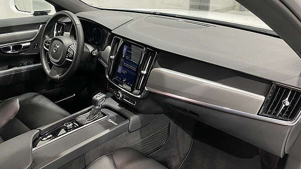 Volvo V90 D3 AWD Momentum Aut. Foto 15