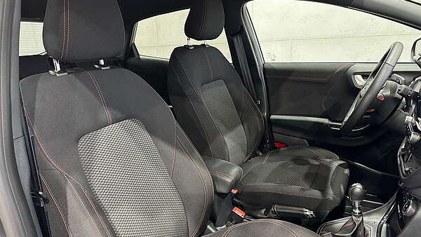 Ford Puma ST-Line Foto 15