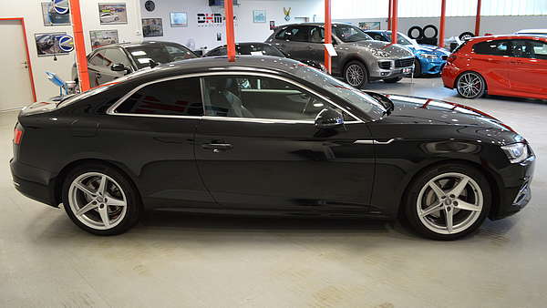 Audi A5 Coupe 3.0 TDI quattro S-Tronic Foto 5