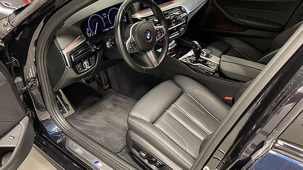 BMW 530d xDrive G30 Foto 11