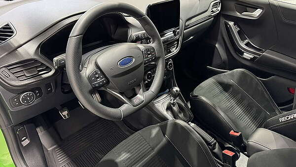 Ford Puma ST-X Foto 12