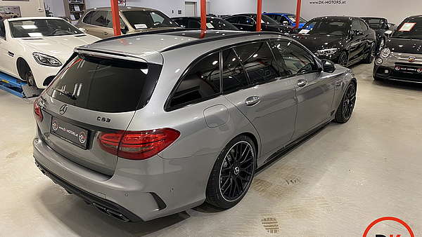 Mercedes C63 AMG T Modell Performance Foto 4