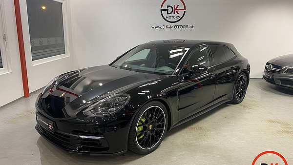 Porsche Panamera 4 E-Hybrid Sport Turismo Foto 0