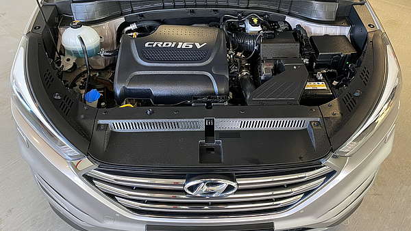 Hyundai Tuscon 2.0 TDI 4WD Autom. Platin Edition Foto 27