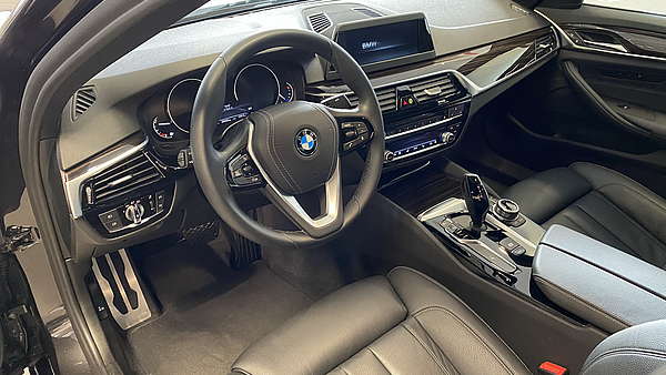 BMW 540i xDrive Autom. G30 Foto 17