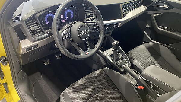 Audi A1 SB 30 TFSI S-Line Foto 11