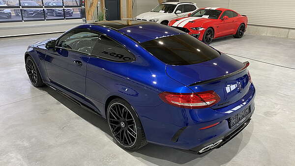 Mercedes C63 AMG Coupe (C205) Foto 9