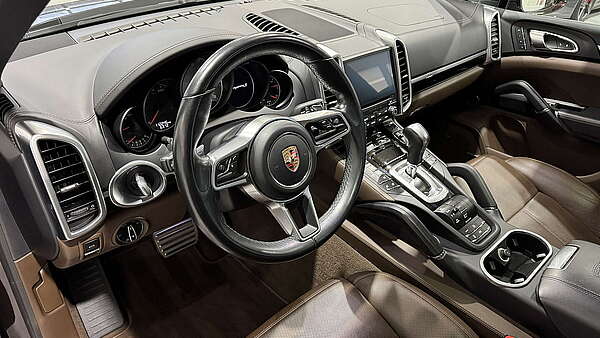 Porsche Cayenne S II FL 2016 Foto 21