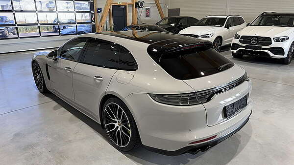 Porsche Panamera 4S Hybrid Sport Turismo 2021 Foto 4