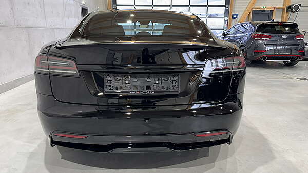 Tesla Model S Plaid (1020 PS) Foto 3