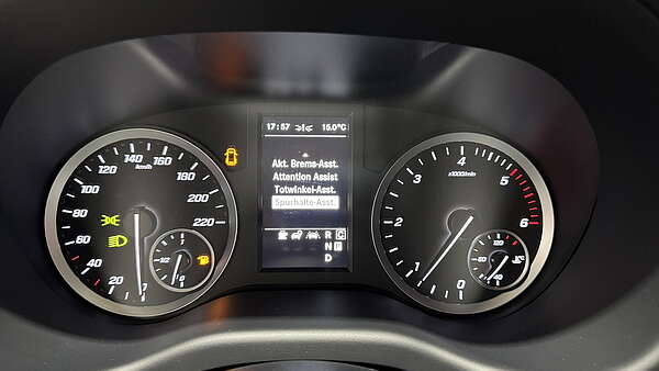 Mercedes V220d 4Matic lang Marco Polo Activity Foto 44
