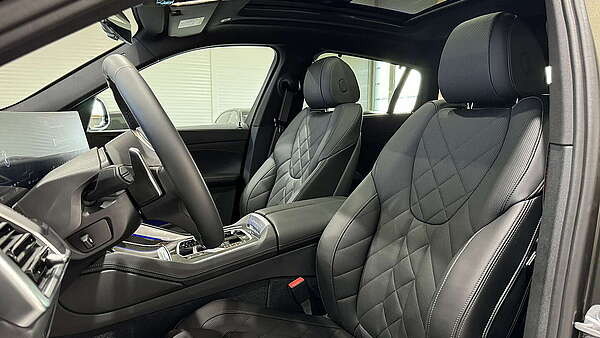 BMW X6 40d xDrive M-Paket Manhattan G06 Foto 19