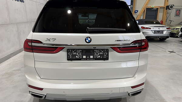 BMW X7 xDrive 30d  6-Sitzer Design Pure Excellence Foto 3