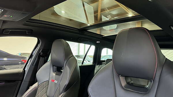 Skoda Octavia Combi RS 245 TSI DSG 2021 Foto 36
