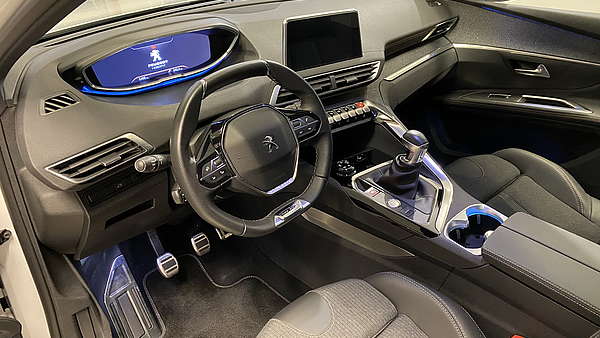 Peugeot 5008 2,0 Blue HDI 150 S&S GT-Line Foto 13