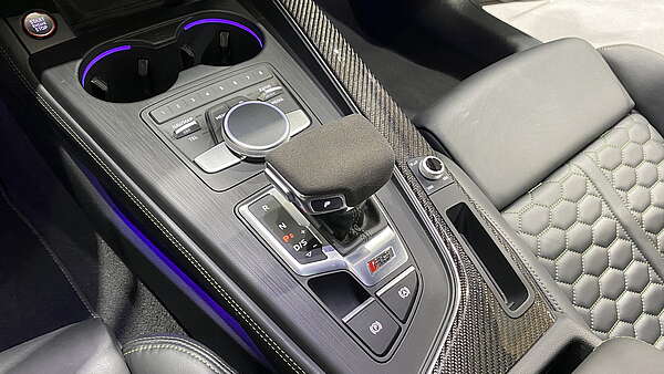 Audi RS4 Avant 2,9 TFSI B9 Exclusive Foto 16