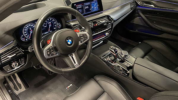 BMW M5 Competition Foto 21