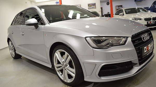 Audi A3 Sportback Sport Quattro S-Tronic 2.0 TDI Foto 6