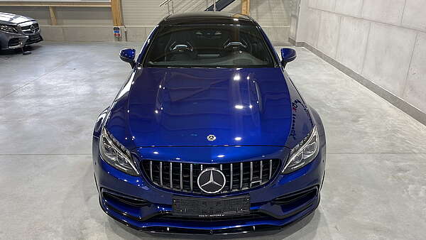 Mercedes C63 AMG Coupe (C205) Foto 4