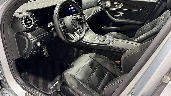 Mercedes E53 AMG T-Modell 4 Matic + Foto 14