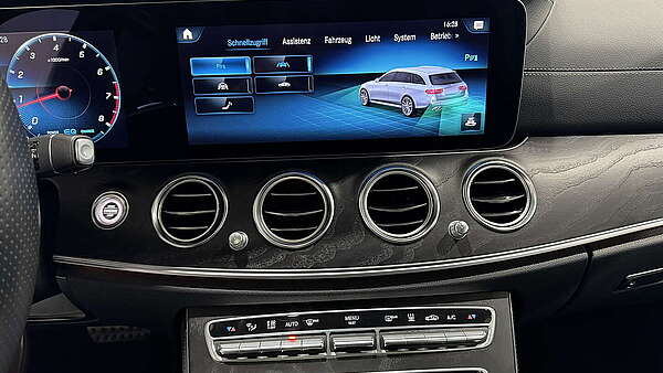 Mercedes E53 AMG T-Modell 4 Matic + Foto 31
