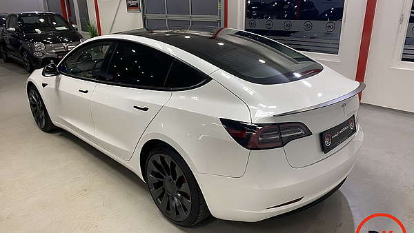 Tesla Model 3 Performance AWD Foto 2