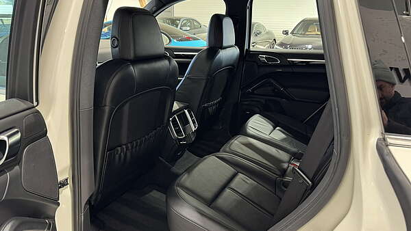 Porsche Cayenne II S Hybrid Autm. 2010 Foto 20