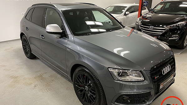 Audi SQ5 Competition Foto 10