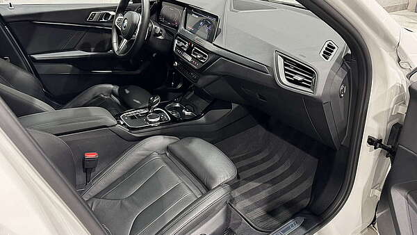 BMW M135i xDrive F40 Performance Foto 21